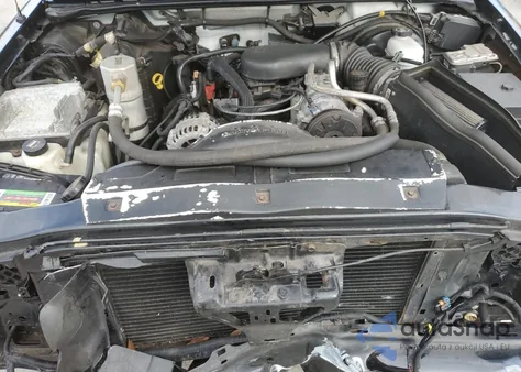 2002 Chevrolet S Truck S10 из США, поврежденный, VIN 1GCCS19W428252018